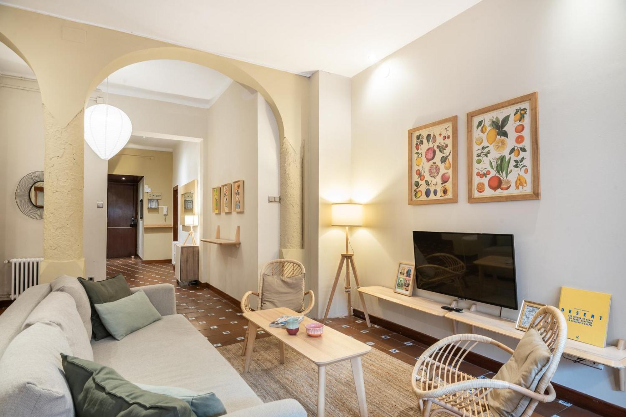 Spacious & Sunny Apt With Terrace In The City Center Barcellona Esterno foto