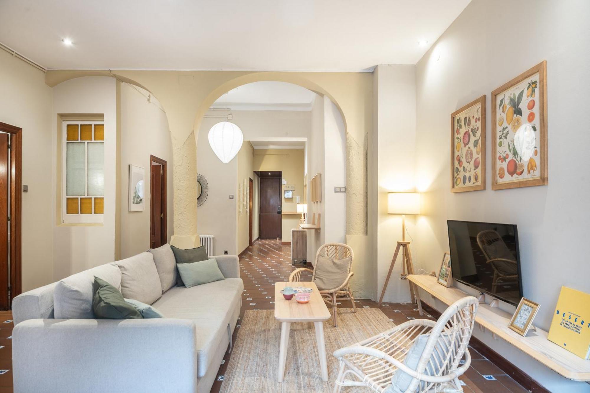 Spacious & Sunny Apt With Terrace In The City Center Barcellona Esterno foto